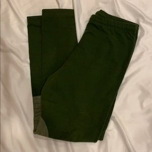 Hunter green riding jodhpurs